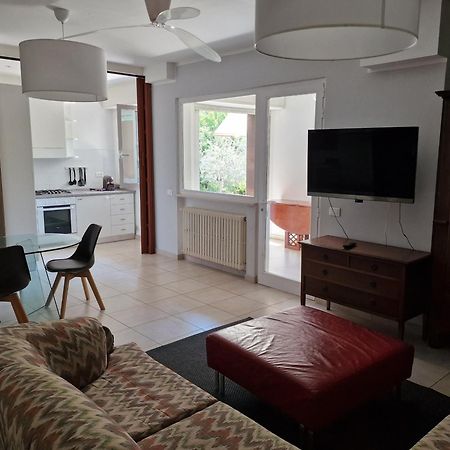 Residence Appartamenti Casa Vacanze Abbazia Pesaro Eksteriør billede